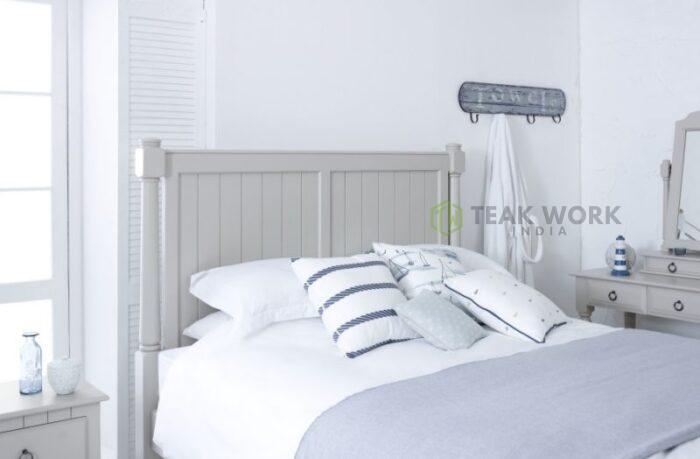Buy Supreme Teak Wood Lined Bed Online | TeakLab 4